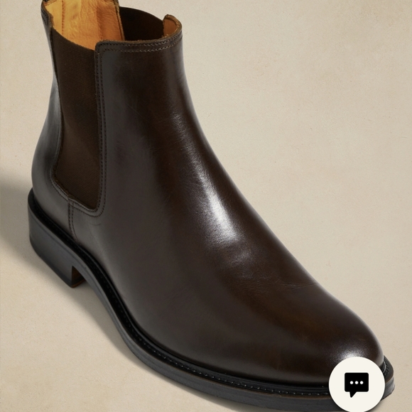 Banana Republic Shoes Nwot Drake Leather Chelsea Boots